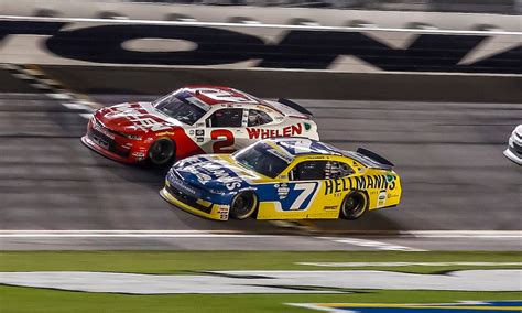 who won last night's xfinity race|Allgaier wins Daytona Xfinity race in thrilling photo finish.